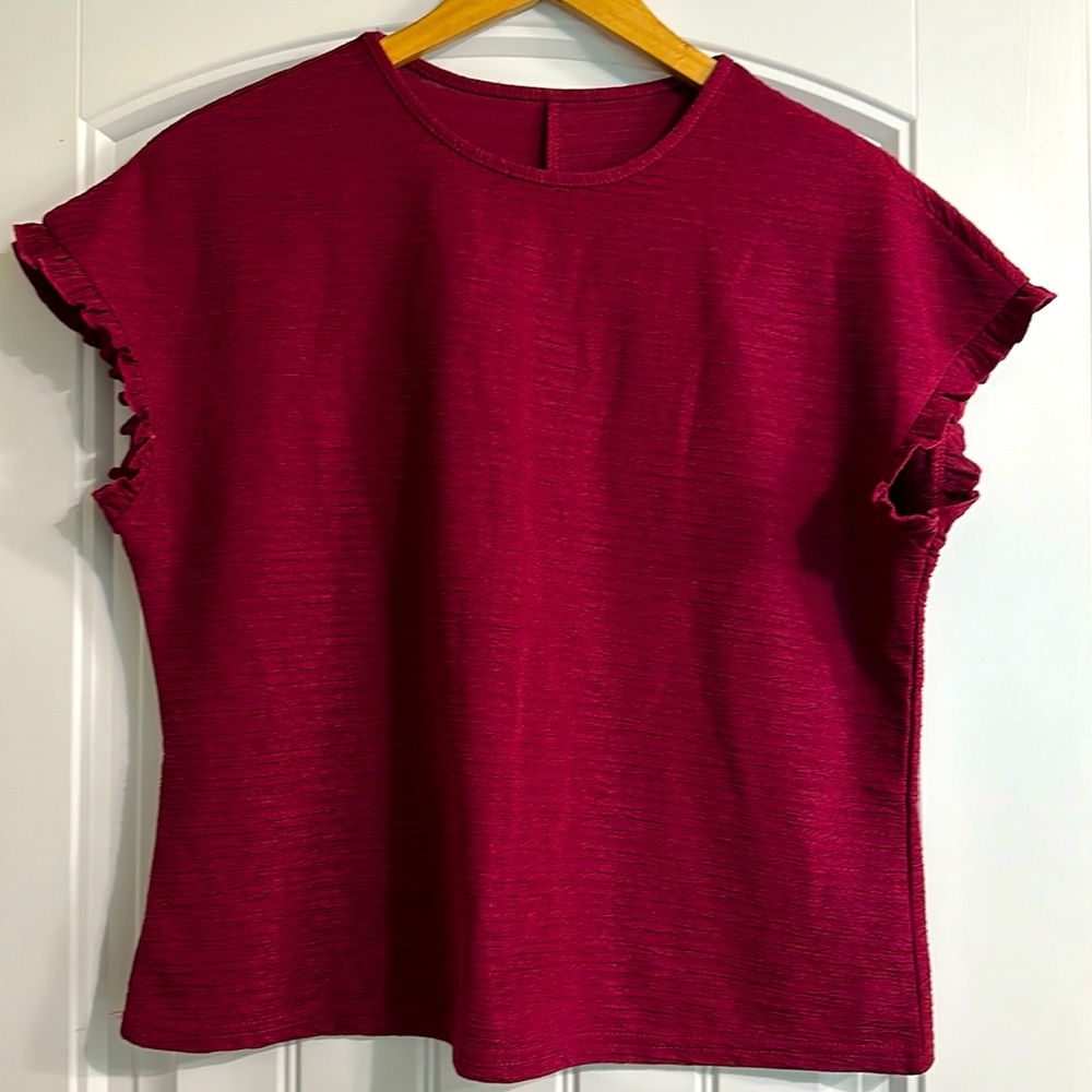 Boutique style top - L